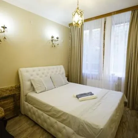 Hotel Daisy S Home Kutaissi Zimmer foto