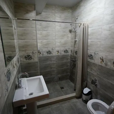 Hotel Daisy S Home Kutaissi Exterior foto